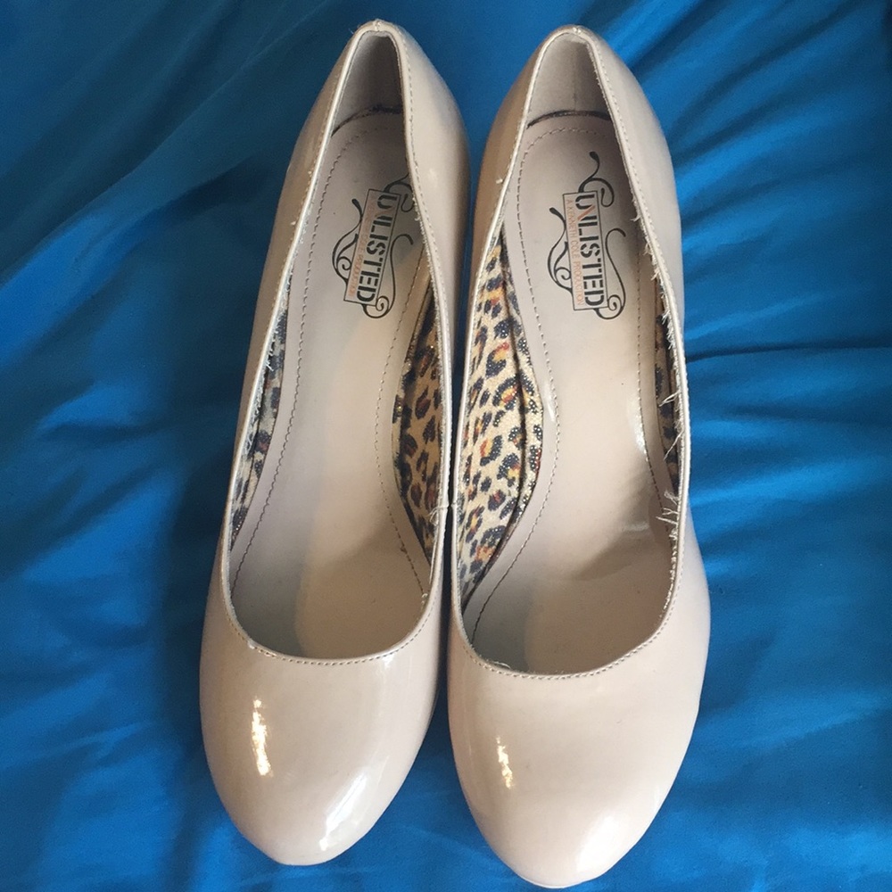 Tan heels